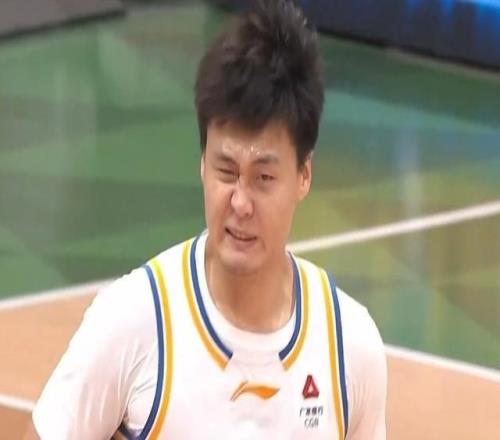 加盟北京最佳一戰(zhàn)！趙睿13中11轟34分4助賽季最高分+生涯第二高分