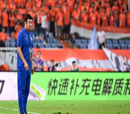 泰山為何4球慘敗媒體人熱議：過于輕敵，混子助教幫不上韓鵬