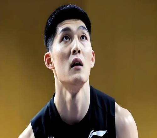 事情鬧大！趙睿事件重演，國(guó)手遭3人怒噴，救護(hù)車到位，得開罰單