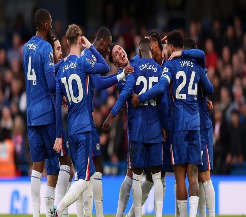 斯基拉：切爾西高層對(duì)羅塞尼爾并不滿(mǎn)意，若無(wú)緣歐冠可能換帥