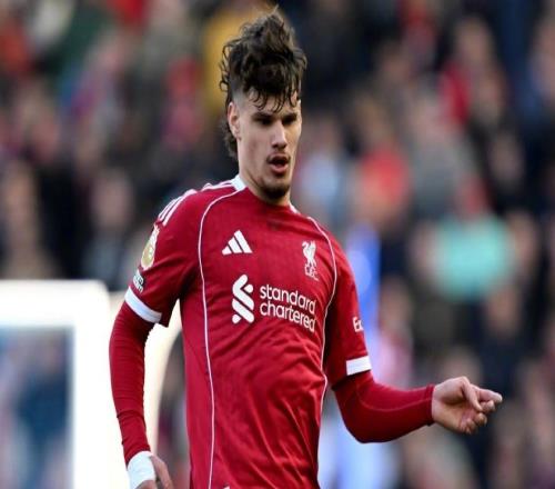 足壇一夜動態(tài)：拜仁造40慘案，藍(lán)軍03吞四連敗，斯洛特輸球甩鍋