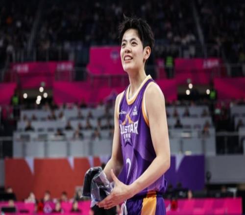 WCBA全明星賽：南區(qū)險(xiǎn)勝北區(qū)陳明伶22+10MVP董可爾三分王
