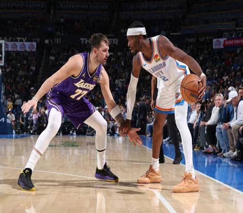 西部排名大亂！2隊鎖定季后賽，湖人第3，3隊搶第4，快船第8難保