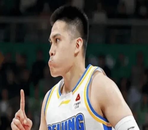 北京9383遼寧2喜2憂！趙睿展巔峰，周琦罰球辣眼，麥基成臥底！