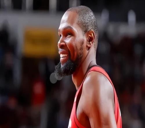 火箭險(xiǎn)勝熱火！阿門(mén)絕殺，謝潑德主導(dǎo)起勢(shì)，申京+烏度卡險(xiǎn)成臥底