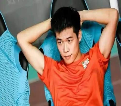 續(xù)約后3場(chǎng)0球，泰山銀靴不賣(mài)力了用小段不更拼彭嘯得交學(xué)費(fèi)成長(zhǎng)