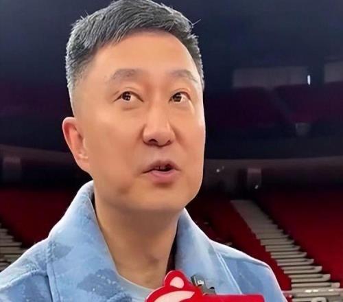 杜鋒采訪時(shí)發(fā)言被評(píng)不要臉，北京男籃不搞金元籃球，CBA開罰單