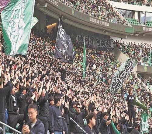 聲音丨綠茵場上的愛與約束