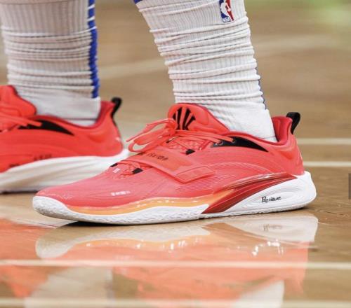 NBA的“帶貨”神話(huà)：這些品牌，都是被籃球捧紅的