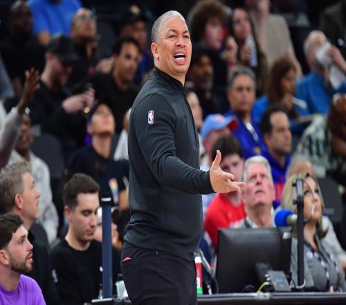 快船消息：裁判報告出爐，加蘭創(chuàng)兩大紀錄，戰(zhàn)雄鹿出場更新