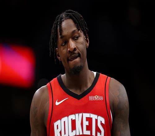 繼續(xù)著慘不忍睹的表現(xiàn)，但火箭對于鋒線老將的信任度依然非常高