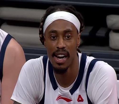 輸給上海16分！揪出1個(gè)表現(xiàn)最差之人，8中1，坑慘了廣東隊(duì)