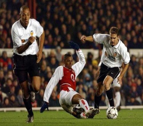 皇馬巴薩求而不得的鐵腰，還是西甲冠軍隊內射手王，卻被庸醫(yī)耽誤