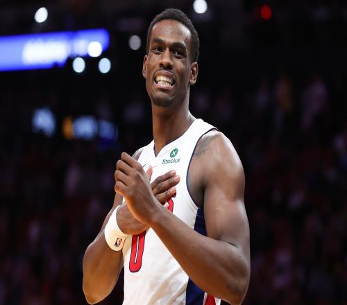 活塞vs湖人前瞻：東契奇狀態(tài)爆棚，湖人客場力爭10連勝