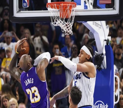 名嘴破防！裁判報(bào)告出爐：湖人3次獲利、東契奇T取消！