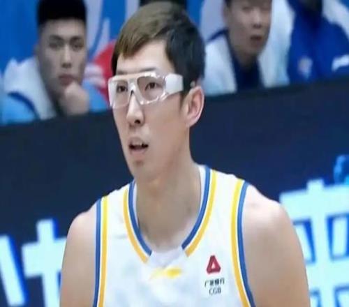 CBA周琦8罰0中！北汽男籃再度陰溝翻船敗走長春