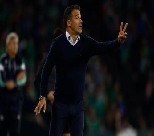 阿斯：塞維連續(xù)四賽季中途換帥，北京人和舊帥加西亞成其目標(biāo)