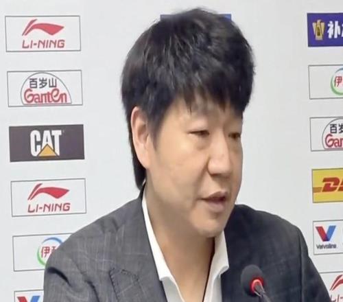 邱彪：四川隊(duì)如此困難依然展現(xiàn)了拼搏精神，向他們表示致敬