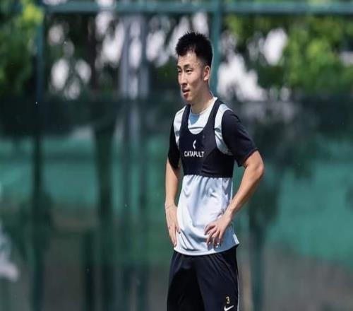 国安连斗青岛双雄，柏杨难防叶博亚张玉宁脚感火热受伤后卫复出