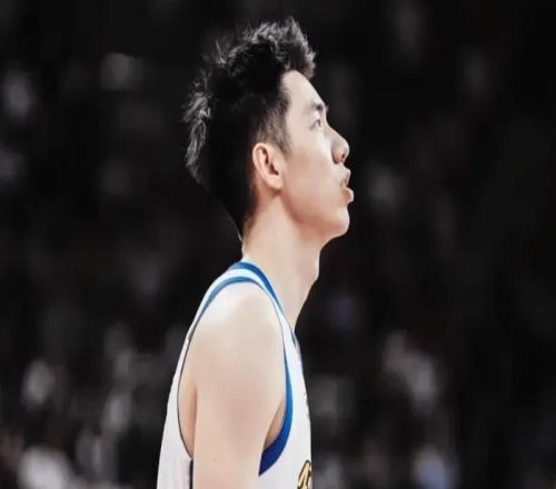广厦VS上海G1！需立足防守，孙铭徽存疑，胡金秋+双小外要发挥！