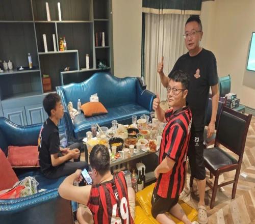 泸州丨纵情欧冠夜,准我寻开心