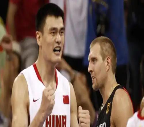 双星辉映:诺维茨基与姚明的传奇之路,两种文化的NBA丰碑
