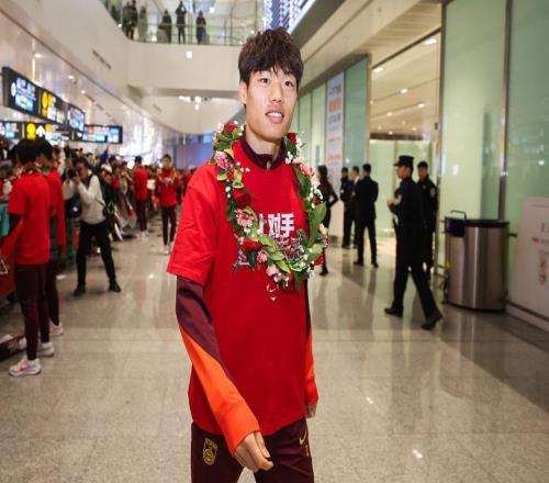 U23國腳引哄搶泰山敲定20歲亞泰紅星擊敗鐵人+轉會費低於2000萬