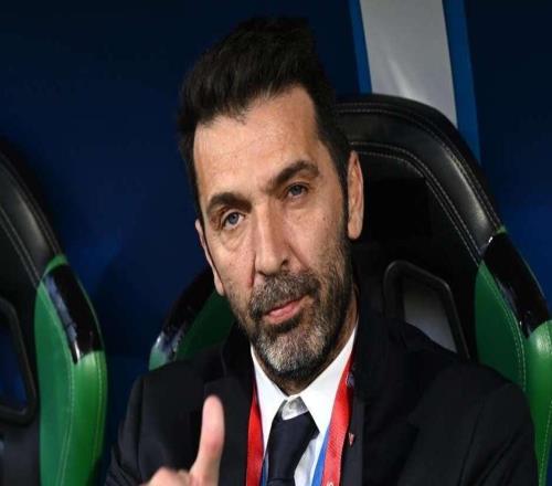 布馮：皮奧是今年意大利足球的亮點(diǎn)，他的特點(diǎn)有點(diǎn)像托尼