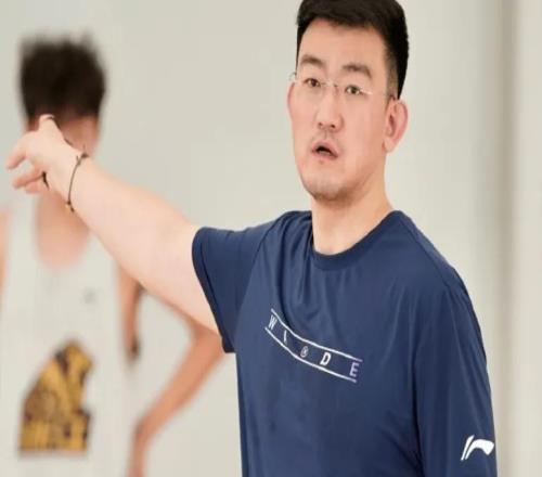 CBA环境这么差广厦夺冠仍无新赞助商加入,主动去找也难办!