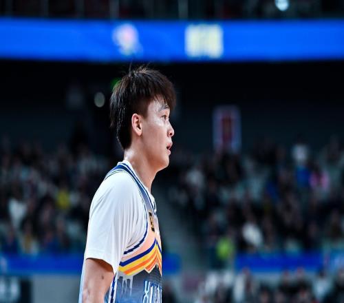 媒体人谈CBA军备竞赛:未来一定是顶级国产球员+大量外援的天下