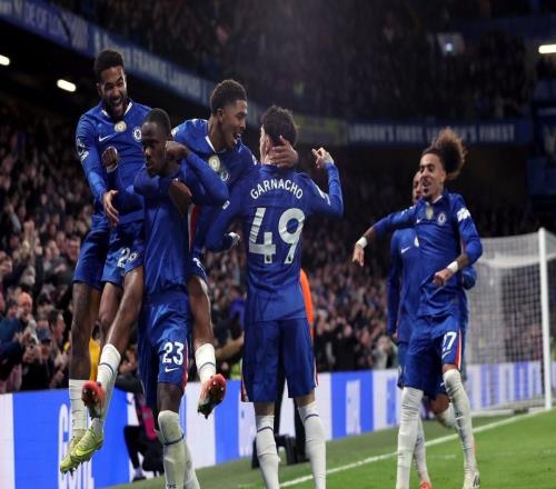 十人作戰(zhàn)首開記錄，切爾西連續(xù)8場(chǎng)英超率先進(jìn)球