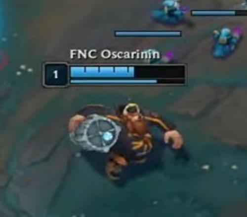 respect!昨天FNC对战BDS的比赛中Oscarinin掏出酒桶致敬Shushei