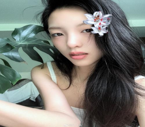 AGCF分部女选手6J1A晒照:果然女人才是世界上最美好的