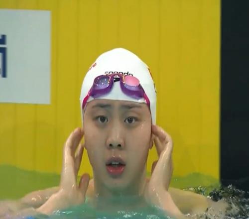 女子50米蛙泳预赛:唐钱婷30秒12打破赛会纪录头名晋级半决赛