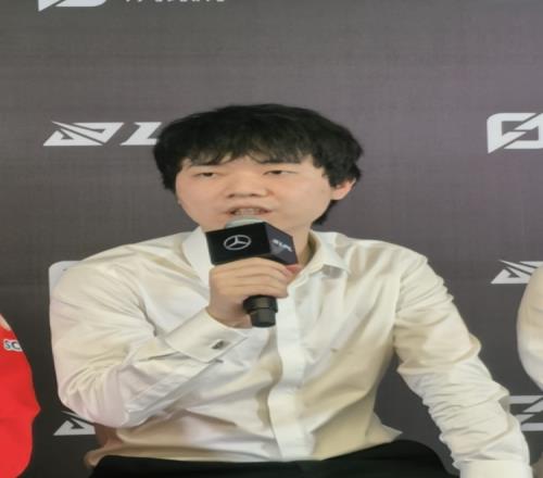 不把Scout放在眼里!WE教练:JDG是围绕AD的队伍针对他就完事了