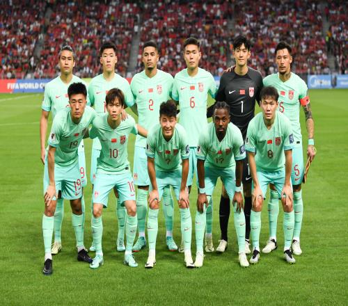 王多多看国足无缘世界杯:跟自己比进步了但是你的对手早特么跑前面了