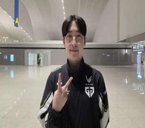 Duro:若BLG是传统强队,那AL就是黑马很擅长设计