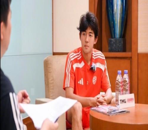 岳博文:入选拜仁世界队让我走出舒适区,拜仁也是我梦想的俱乐部