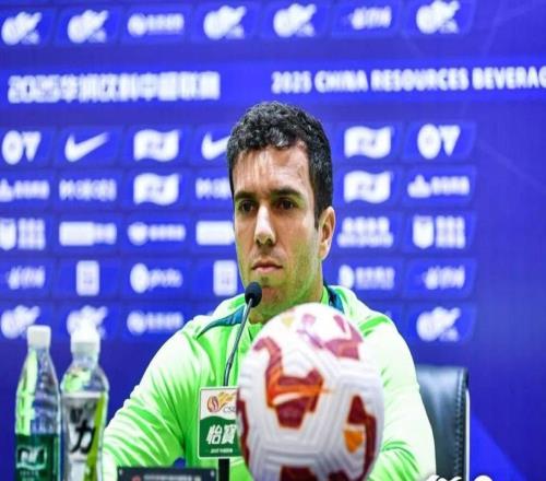 赛前拉米罗:“这几周我们在很多细节方面取得了进步,但最后还是要以成绩说话”