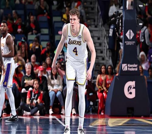 又一次打出了平庸的表現(xiàn)，湖人側(cè)翼新星還是沒有抓住寶貴的機會