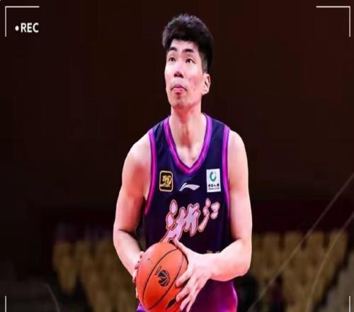 自作孽！放走2大主力，迷信31歲老將，老牌勁旅，如今成CBA魚腩隊(duì)
