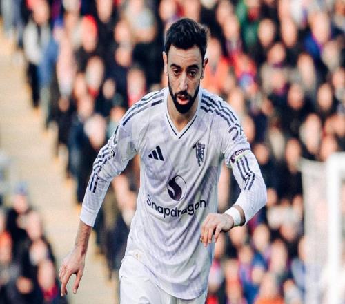 助攻5+創(chuàng)造機會30+傳球成功率85%+，五大聯(lián)賽僅B費和居萊爾達成