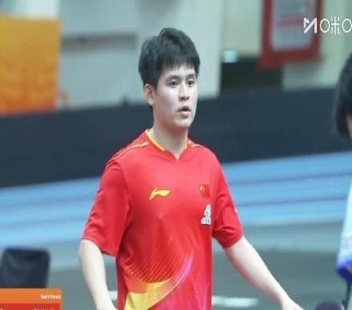 林诗栋3-2战胜篠塚大登,国乒男团大比分1-2落后日本