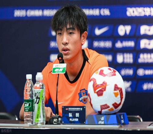 07國(guó)青中鋒親承想去歐洲留洋，直言哪怕踢一年不行，再回來(lái)都可以