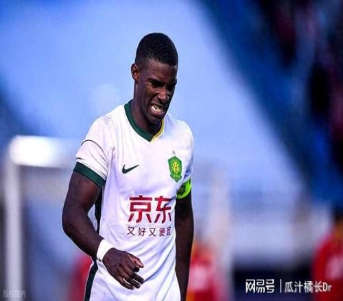 中超：瓦科25球領跑，泰山、國安全員拚紀錄，命運在下一輪決戰