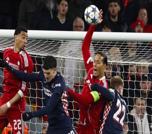 14爆冷！53翻盤！瘋狂一夜，利物浦倒下，巴黎逆襲，拜仁落敗