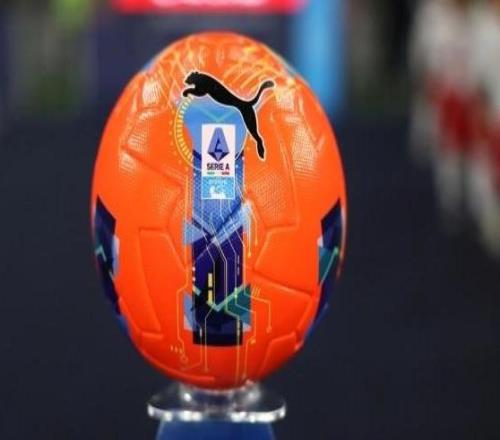 米體：意甲啟用高可見度足球，熒光橙配色以往僅用于極端天氣