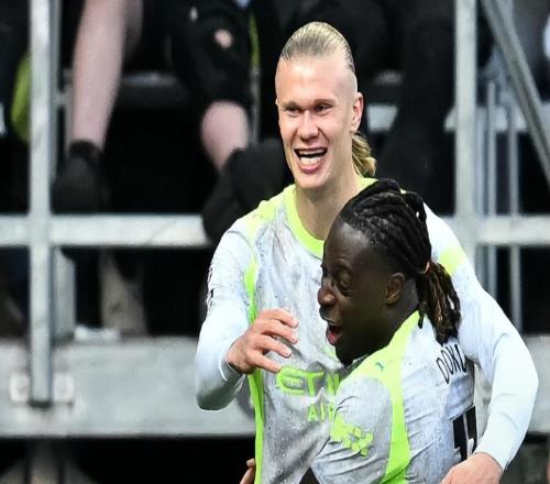 曼城1比0伯恩利登頂，哈蘭德再成關鍵先生，英超爭冠仍有懸念