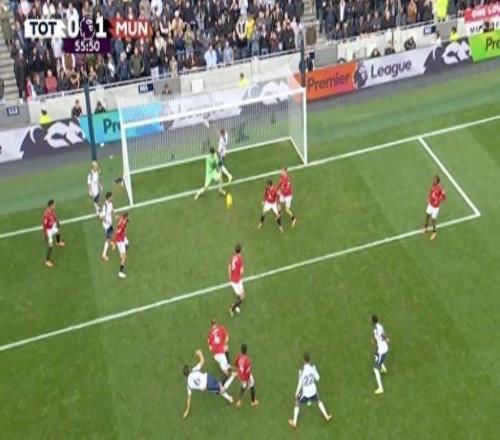 英超：曼聯門將拉門斯神級撲救引爆全場