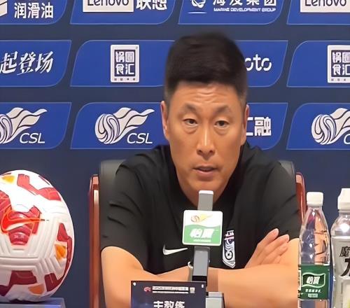 意外！蘇亞雷斯將從亞泰正式下課！43歲的閆峰爆冷成為球隊新帥